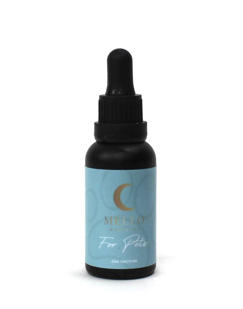 IMG_8775.jpg Mello 150mg CBD pet tincture bottle formulated with organic CBD, omega-3, and fish oils for dogs and cats under 25 pounds