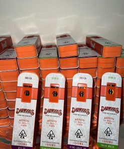 DABWOODS premium hemp rolling papers for smooth, natural smoking.